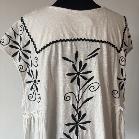 Free People Floral Embroidered Oversized Tunic Top Women’s Medium Boho Peasant - Picture 9 of 16